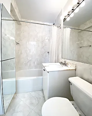 Rented by Avenues Real Estate | media 33