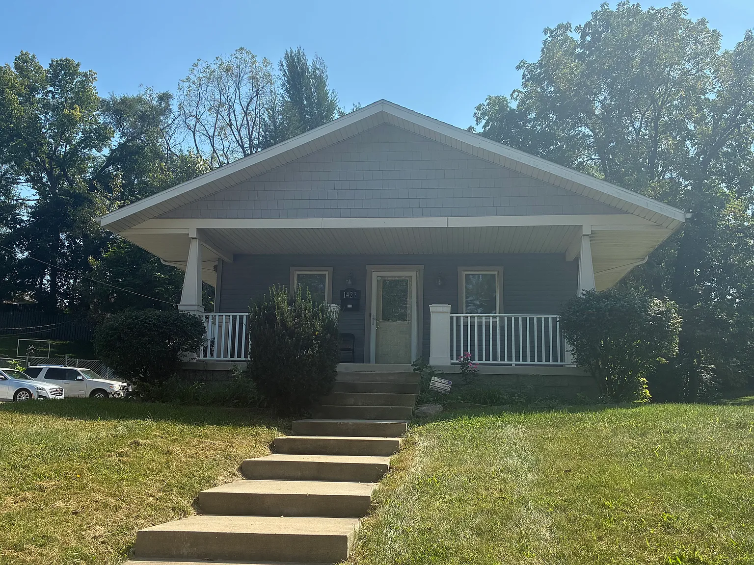 3 bed, 1287 sqft, $1,650 — Photo 1