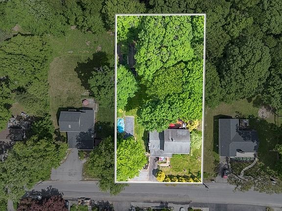 2nd image of 61 Tamarack Trl