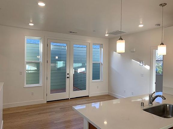 3rd image of 9139 Thiessen Ln