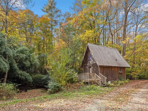 50 Starlight Cir, Brevard, NC 28712