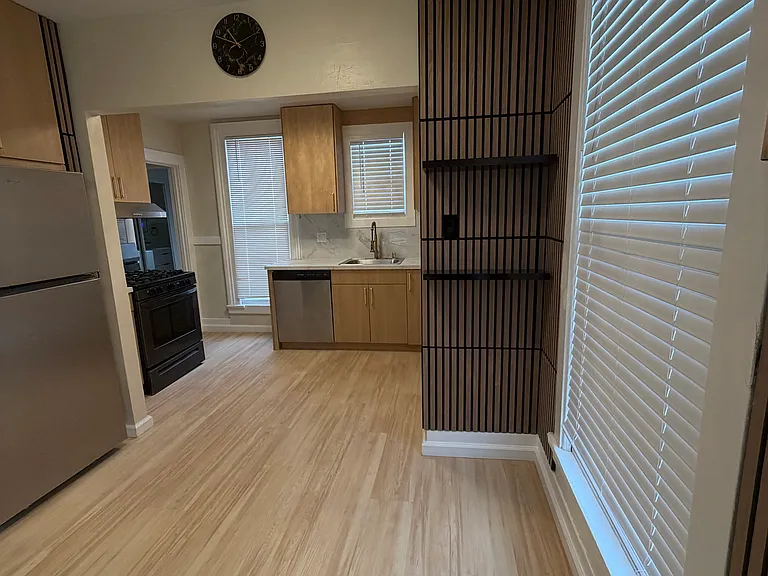 145 Sunol St #6 — Photo 8