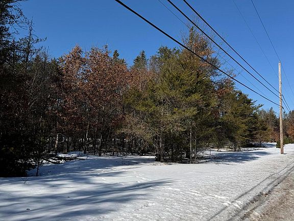 3rd image of 22 S Stephan Bridge Rd