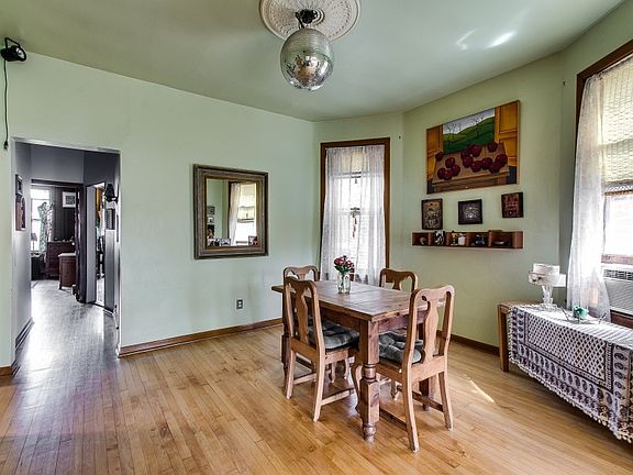 5th image of 2631 N Sacramento Ave