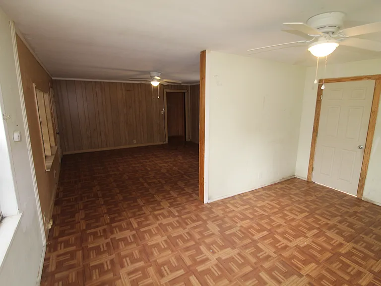 1003 Beam Station Rd — Photo 4