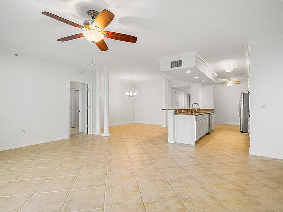 4th image of 4160 N Highway A1a #302