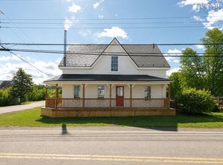 2133 New Cheverie Rd, Cheverie, NS B0N2A0