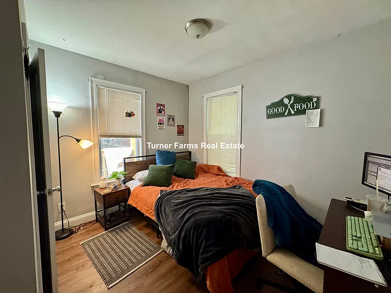 38 Crescent Ave #1A — Photo 10