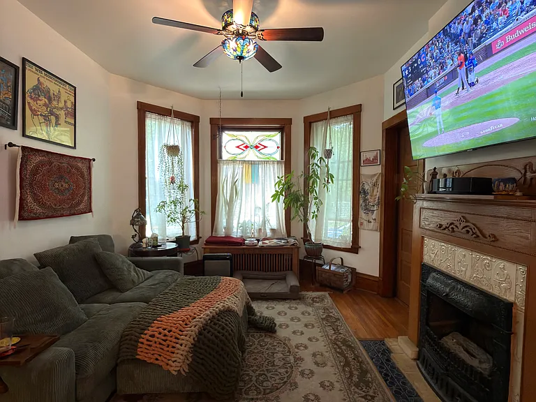 W Cortez St — Photo 10
