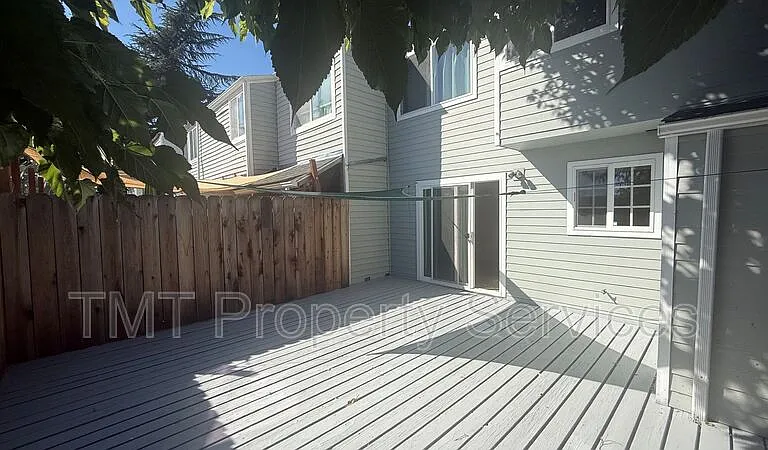 714 Tanner Dr #C4 — Photo 16