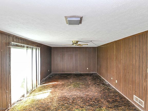 4th image of 5392 Meadow Wood Blvd