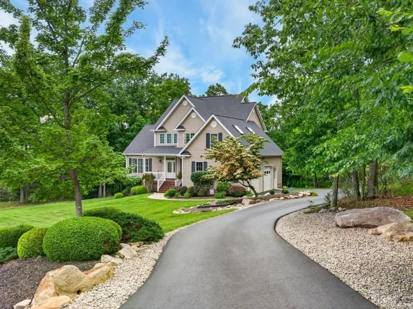 3611 Isabel Ct, Blacksburg, VA 24060