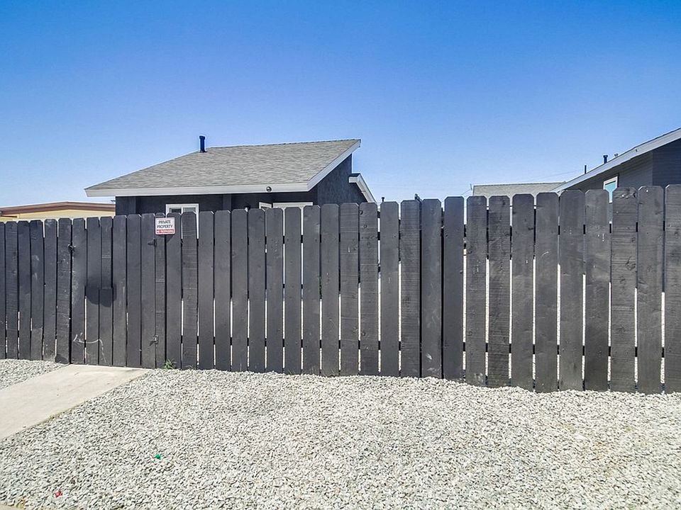 1st image of 3542-44 47th St