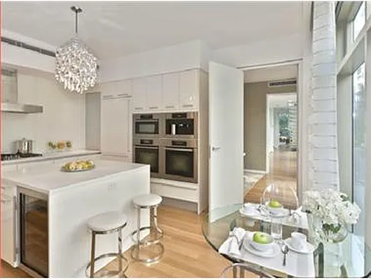 Rented by Douglas Elliman | media 27