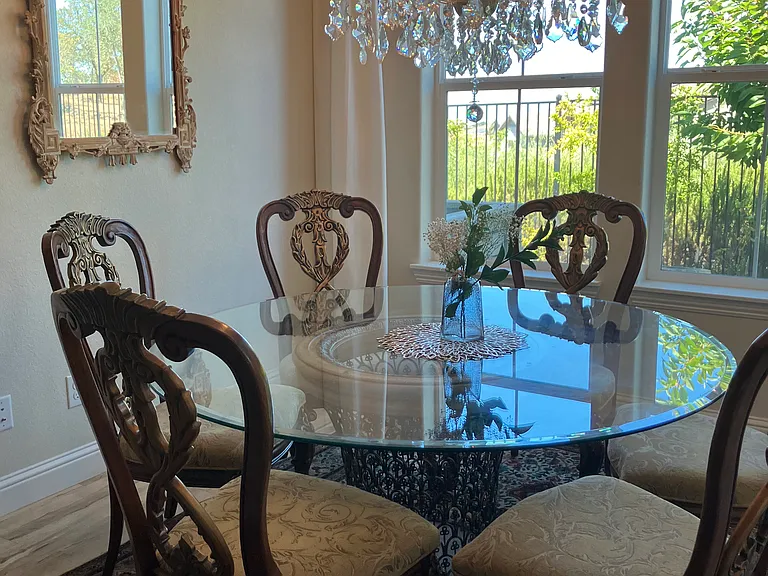 Dining room. The chandelier will be removed.