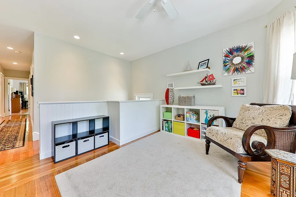 2 bed, 1292 sqft, $3,200 — Photo 3