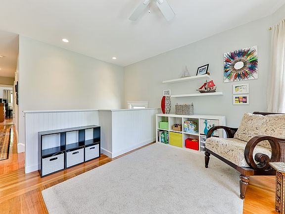 3rd image of 70 Wren St #2