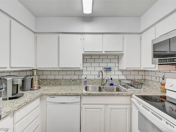 3151 Soaring Gulls Dr Unit 1024, Las Vegas, NV 89128