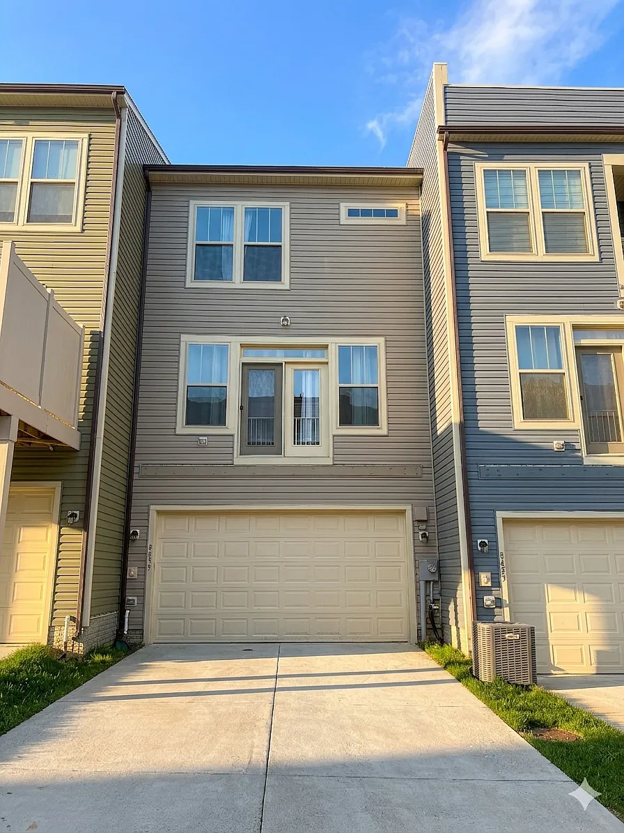 Building Photo - 8455 Red Sage Ln