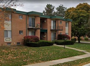 1918 Axtell Dr APT 7, Troy, MI 48084