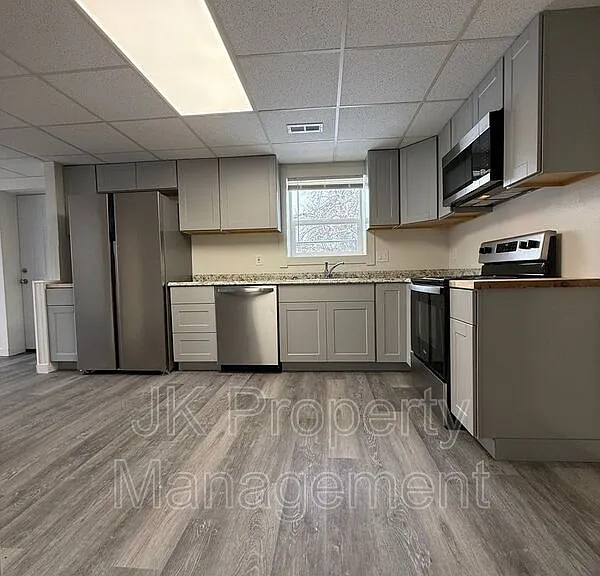 1815 8th Ave N #1 — Photo 6