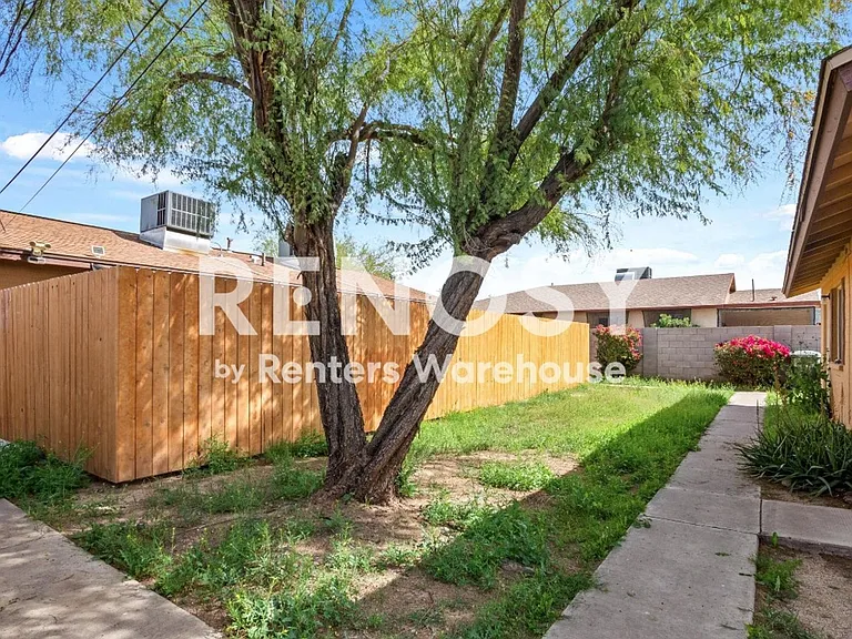 729 E Mission Ln #1 — Photo 9