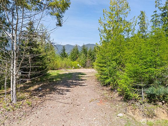 2nd image of 450 N Dow Mountain Drive