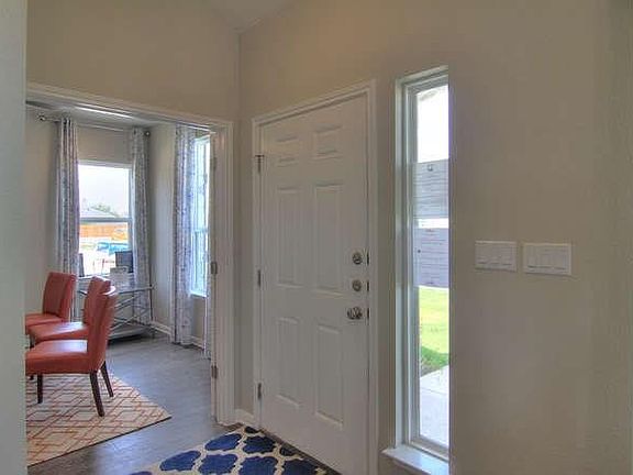 4th image of 3205 Peach Vista Dr