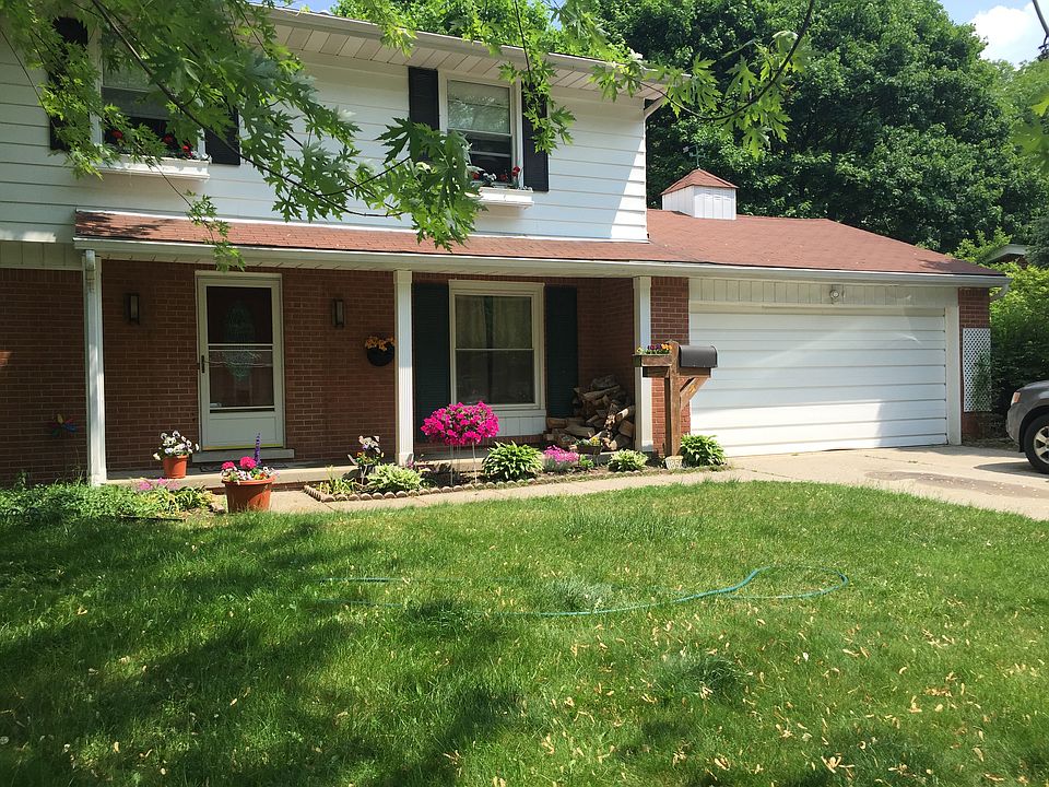 2nd image of 18560 Bainbridge Dr
