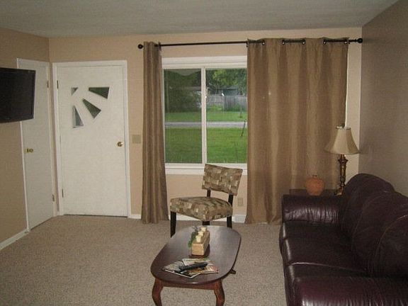 3rd image of 1193 Dawsett Ave