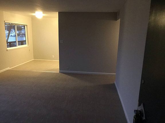 2nd image of 37 States St APT 9