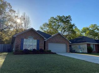 146 Bishop Ct, Millbrook, AL 36054