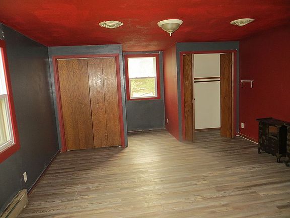 5th image of 351 Rd West 20
