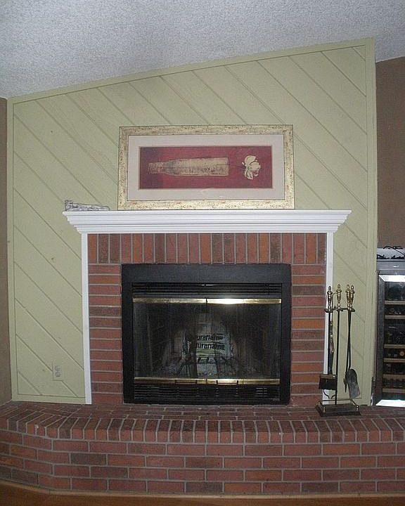 1st image of 661 Tamarind Ln