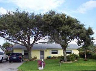 208 E Whitney Dr, Jupiter, FL 33458