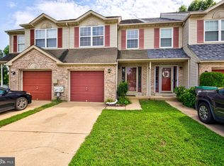 46 Woodcrest Ct, Newark, DE 19702