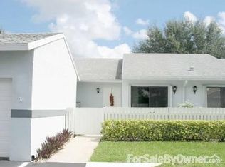 2640 Gately Dr W APT 804, West Palm Beach, FL 33415
