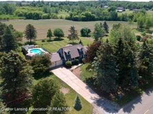 8234 N Cochran Rd, Grand Ledge, MI 48837