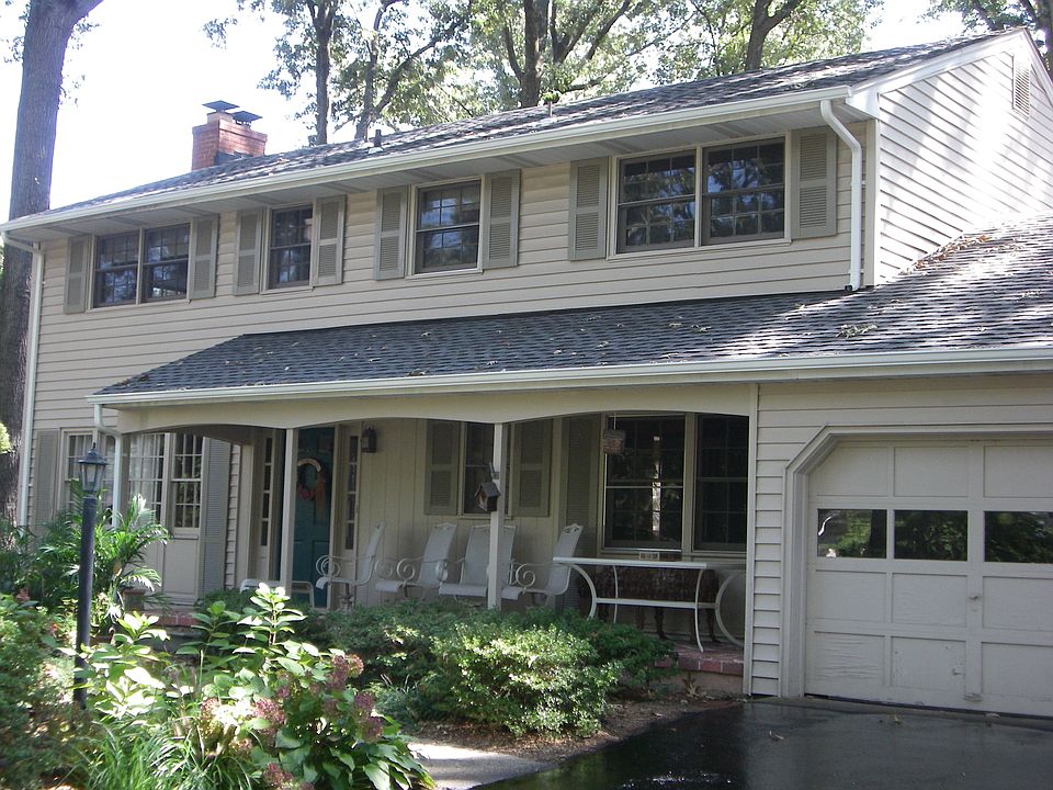 1st image of 3 Whittier Ct