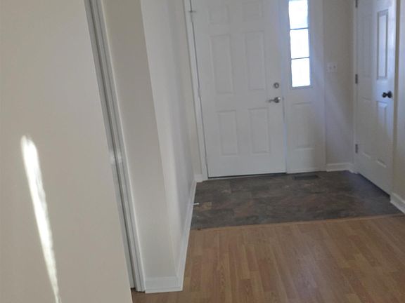 2nd image of 1106 S Graywell Dr