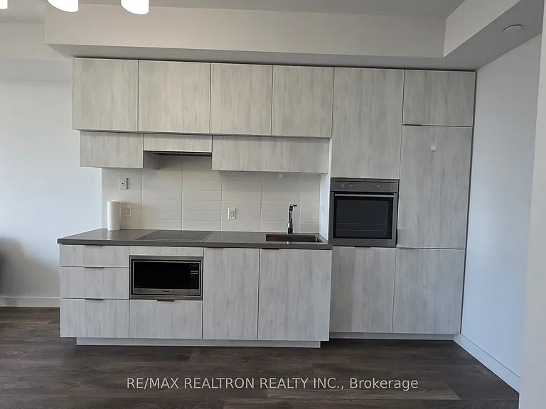 8 Eglinton Ave E #2605 — Photo 14