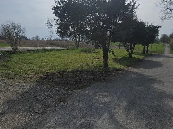 2792 Bascom Corner Rd, Rising Sun, IN 47040