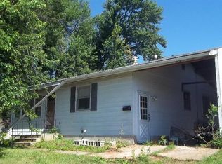 1302 E State St, Marshalltown, IA 50158