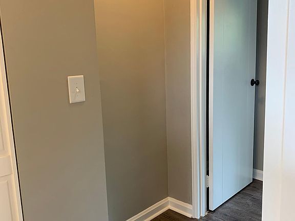 2nd image of 4937 Kelsch Ln #3