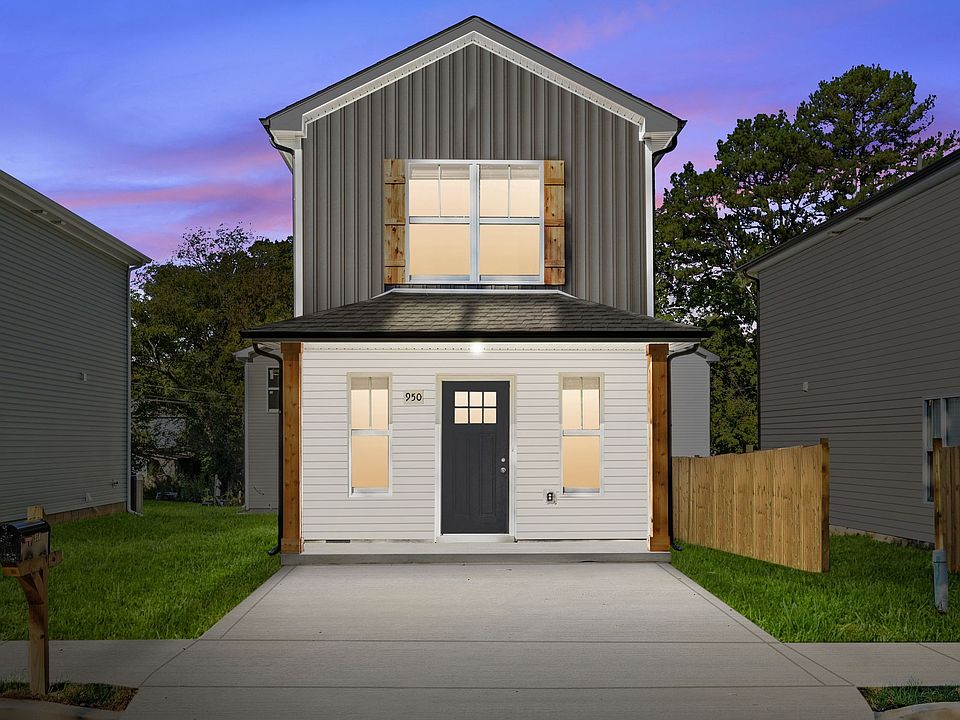 1st image of 950 Richardson St Lot 7