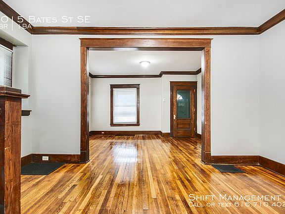 3rd image of 1015 Bates St SE
