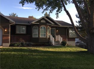 926 E Riparian Dr, Draper, UT 84020