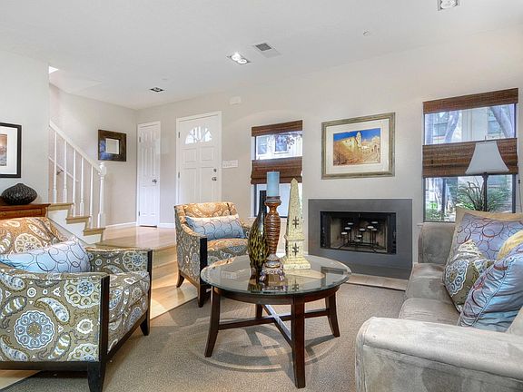 2nd image of 959 La Mesa Ter Unit H