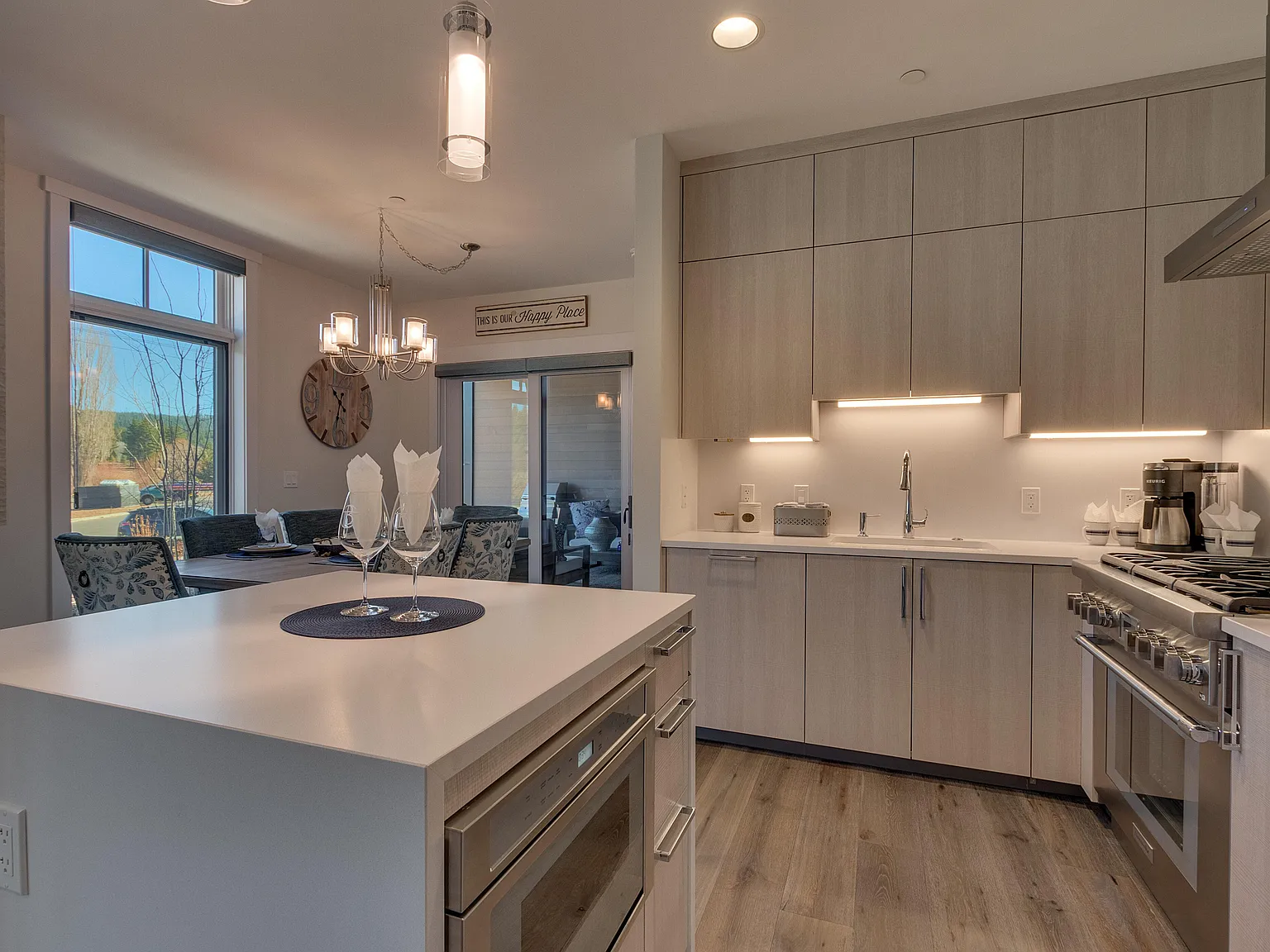 2 bed, 1184 sqft, $8,000 — Photo 4