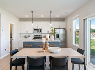 10136 River Rock Ln, Woodbury, MN 55129